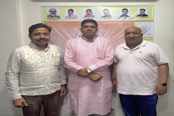 Seedos and Small Industries Bharti's delegation leave for London for global promotion of 'India Stonmart -2026'