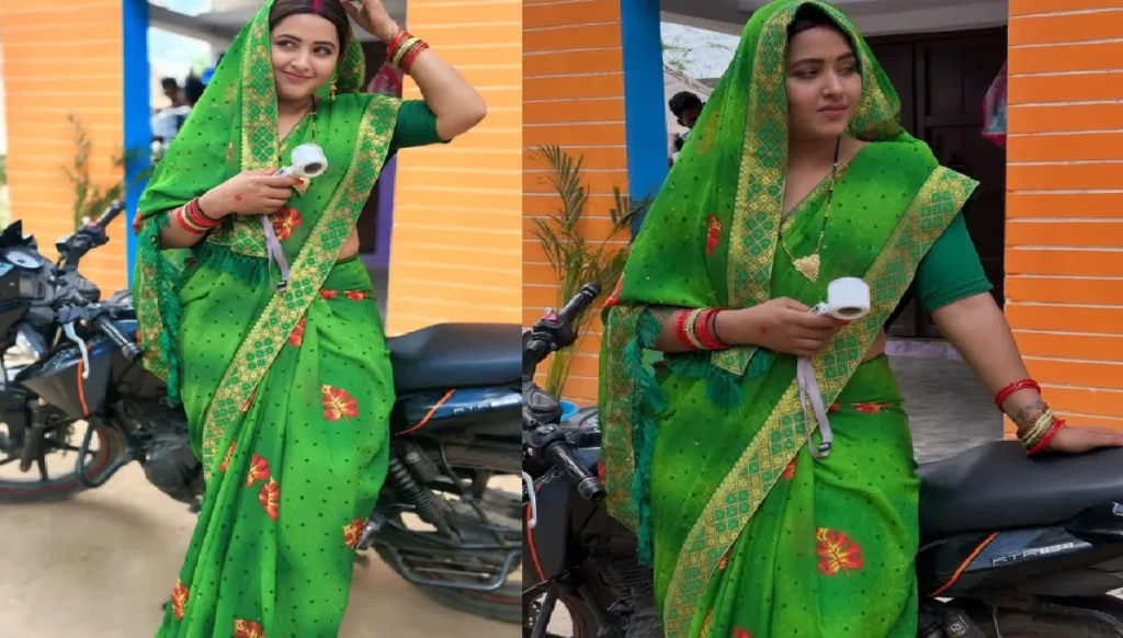 Sindoor in demand .. Kajal Raghavani won the heart of fans with pallu on the head, desi Bahurani