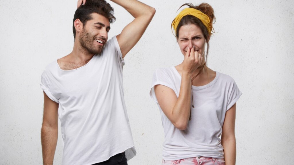 Smell starts due to sweat in summer, this hygiene tip to avoid this problem