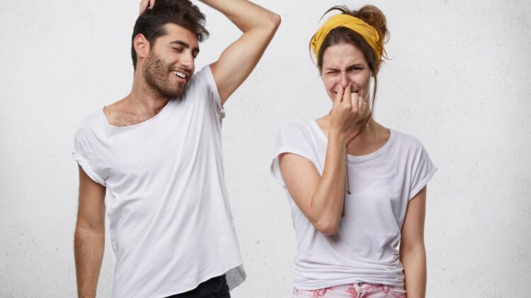 Smell starts due to sweat in summer, this hygiene tip to avoid this problem