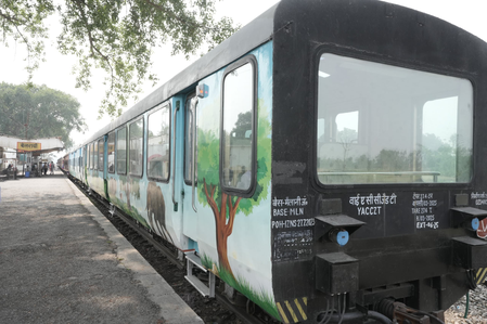 Special: Fond of thrill, so for the first time in the country, Vistadom train service has started