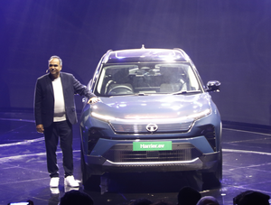 Tata Motors net profit declined by 51 percent to Rs 8,470 crore in the fourth quarter
