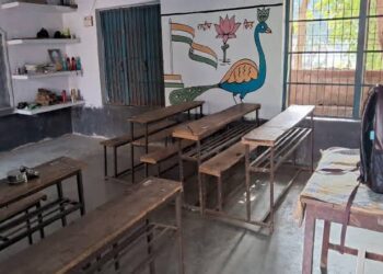 Tension increased between India and Pakistan, two days holiday order in all schools in Leh