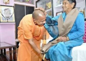 The Chief Minister of Uttar Pradesh greeted Mother Shakti and the people of the state on Mother's Day