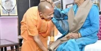 The Chief Minister of Uttar Pradesh greeted Mother Shakti and the people of the state on Mother's Day