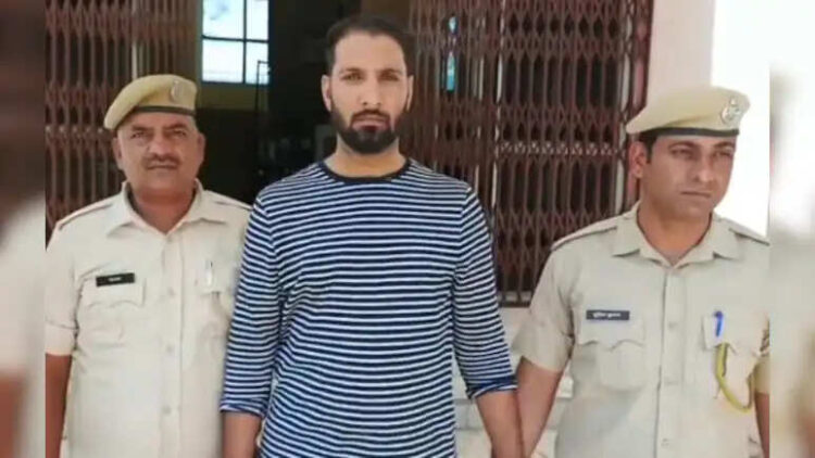 The accused who cheated a woman constable arrested, cheated by 10 lakh rupees by pretending to trading
