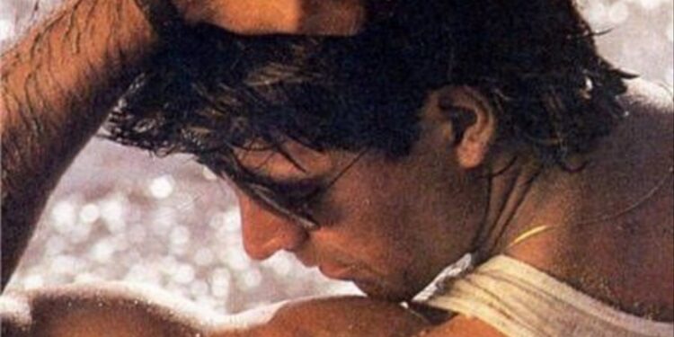 The only actor whose one thing was common in 8 films, this is his identity, the name of a superstar is