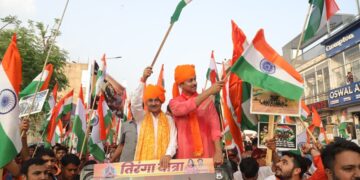 The voice of patriotism echoed in the tricolor journey: the public gathered under the leadership of Colonel Rajyavardhan Rathore in Jhotwara