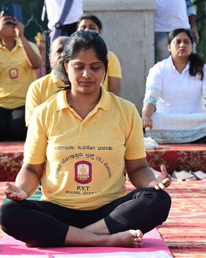 योग और प्राणायाम में होता है अंतर, एक का संबंध शारीरिक व्यायाम से तो दूसरे का मन से