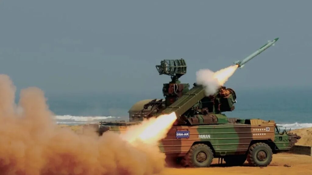 This weapon of India fails Pakistani missile and drone attacks, know specialty