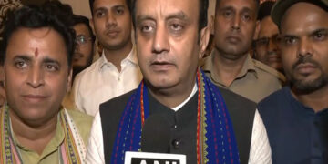 Those who saw the truth in the journeys of Hamas and Hizbullah, they see politics in the tricolor journey: Sudhanshu Trivedi