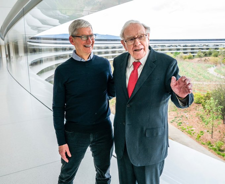 Tim Cook praised Warren Buffett, his knowledge inspired countless people