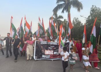 Tricolor journey was taken out on Sukhna Lake, people bowed to the nation on the success of Operation Sindoor