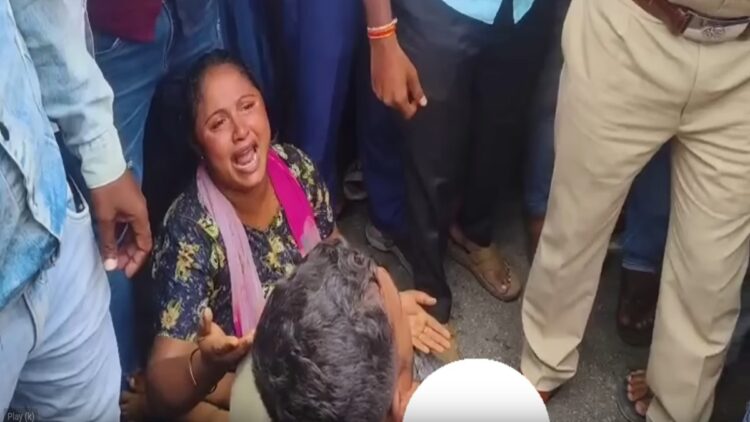 Truck crushed 4 year old girl during traffic police checking, 3 ASI suspended