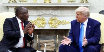 Trump's meeting with President of Africa was dramatic, raised the issue of killing white farmers