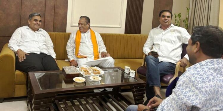 Uddayan department will find the possibility of airport in Sirohi, Minister Joraram Kumawat meets Gautam Kumar Dak