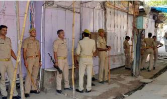 Uttar Pradesh: A prize crook of one lakh rupees was killed in an encounter with police in Gonda district