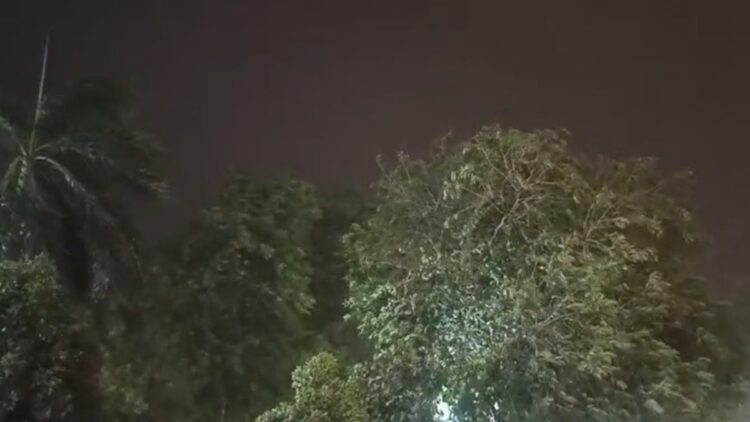 VIDEO: Delhi-NCR rains with severe thunderstorms, hailstorms, clouds also rained in UP