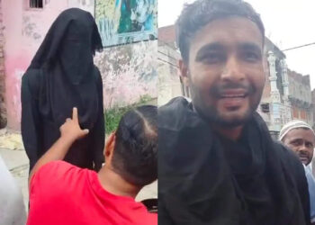 Video of a young man who came to meet girlfriend wearing a burqa in Moradabad, tried to hide on social media, failed