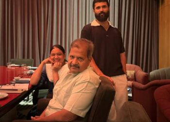 Vijay Devarakonda shared screenshots of his chat with this special person, gave this advice to fans