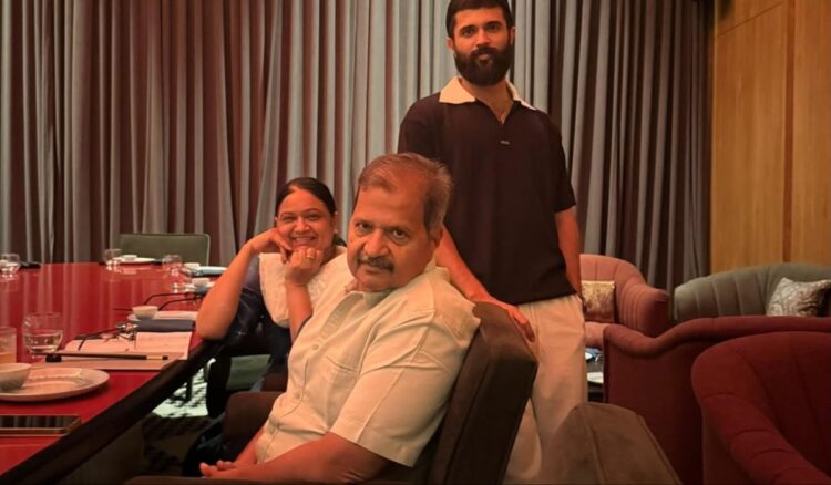Vijay Devarakonda shared screenshots of his chat with this special person, gave this advice to fans