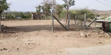 Village Development Officer and Sarpanch together sold lakhs of land in Gram Panchayat Gurla for only 200 rupees, demand for investigation
