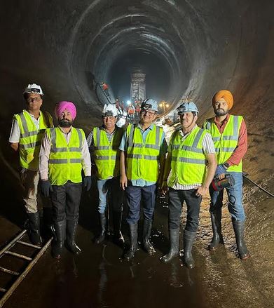 Water Resources Department officials visited Pong Dam area for irrigation water
