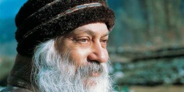 प्रेम और मोह में क्या है असली अंतर? 3 मिनट के इस शानदार वीडियो में ओशो से जानिए कैसे पहचानें सच्चे प्रेम और मोह में फर्क