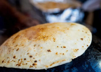 When asked for hot bread, the daughter -in -law took the cum -cuttings of the mother -in -law, like this, Kalyugi daughter -in -law did the painful end of the quarrel