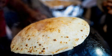When asked for hot bread, the daughter -in -law took the cum -cuttings of the mother -in -law, like this, Kalyugi daughter -in -law did the painful end of the quarrel