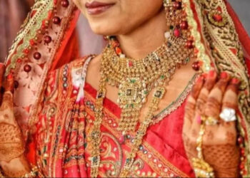 When the bride returned after spending 5 hours in the parlor, the groom broke the wedding on seeing it, know what is the whole matter?