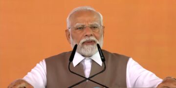 Wherever enemy is, Hawk will be given .... Modi's attack on Pakistan in Kanpuriya style