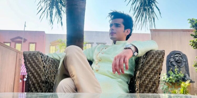 Who is Jatin Suri? Actor accused of blackmailing her girlfriend