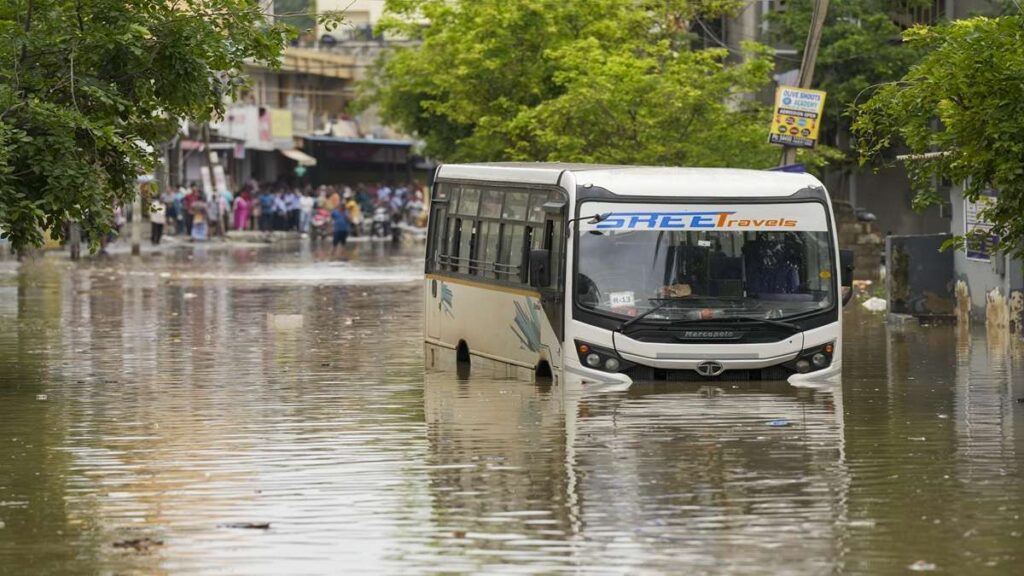 Work from Home advice to companies in Bengaluru, IMD's tension enhancing alert
