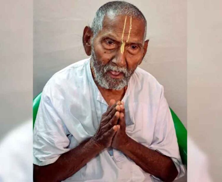 Yoga guru Swami Shivanand Saraswati passed away at the age of 128, Yogi Adityanath paid tribute