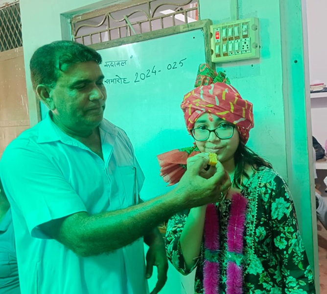 10th and 12th topper students welcomed by Umang Classes