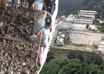 Landslide on Trikuta hills blocked the route leading to Vaishno Devi temple, traveling on this route of devotees