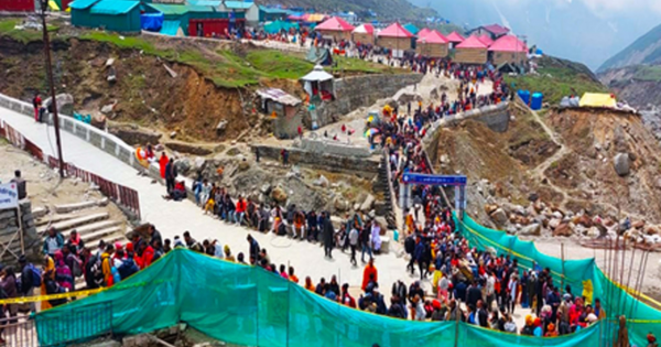 Uttarakhand: Char-Dham Yatra postponed for one day, bad weather became reason
