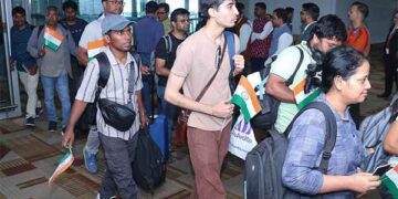 292 from Iran under Operation Sindhu and 161 Indian citizens from Israel reached Delhi