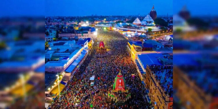 A stampede near Prabhu Balabhadra's chariot in Puri's Jagannath Rath Yatra! One killed, 600 devotees injured
