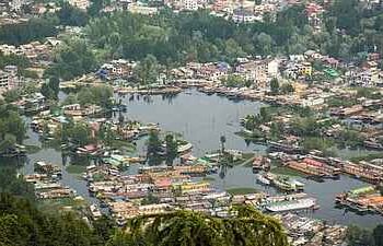 About 2 months after the terrorist attack, the tourist destination of Jammu and Kashmir, including Pahalgam, opened again