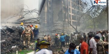 Ahmedabad Plane Crash Death | Ahmedabad Plane Crash | Plane Crash | Plane Crash in Gujarat | Air India Dreamliner | Major Plane Crash News | , Ahmedabad Plane Crash laid so many dead bodies! There were a total of 242 passengers on board, counting of dead bodies may increase now. News Track in Hindi