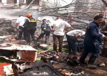 Ahmedabad Plane Crash: No one is expected to escape in Ahmedabad plane crash, DNA samples sought from relatives of passengers, no one is expected to survive the ahmedabad plane crash, relatives of passengers asked for dna samples