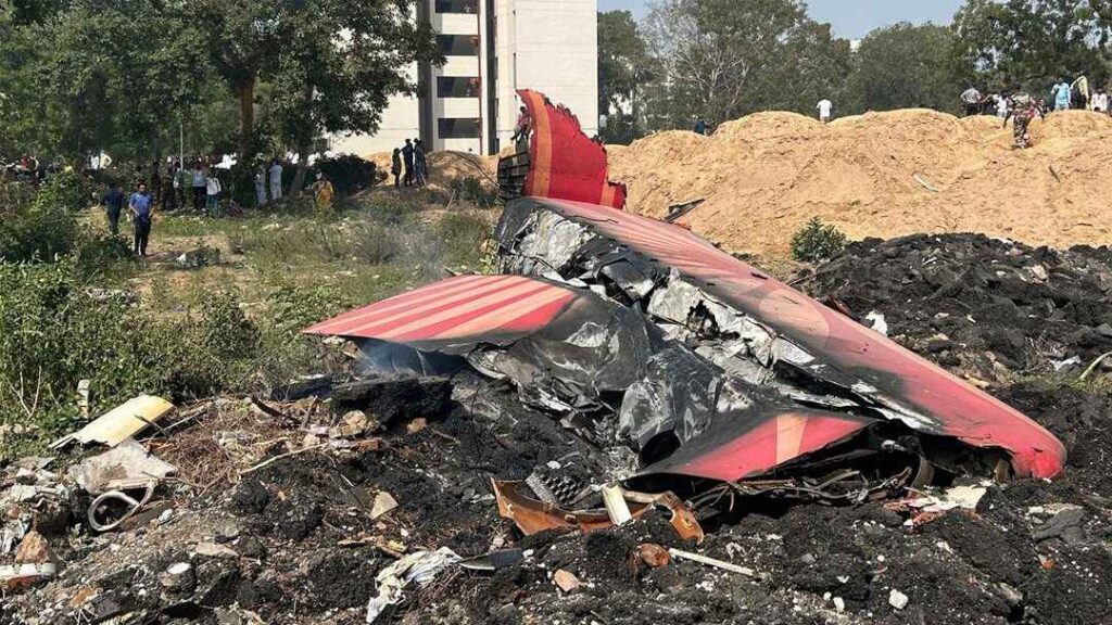Ahmedabad plane crash confirmed 248 deaths so far, 81 bodies recovered, about 60 medical students injured