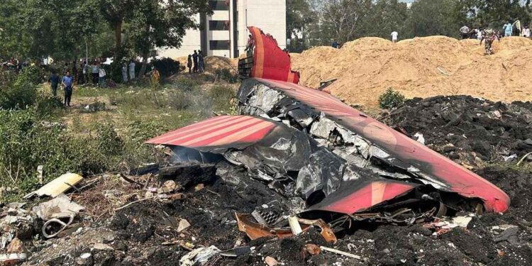 Ahmedabad plane crash confirmed 248 deaths so far, 81 bodies recovered, about 60 medical students injured