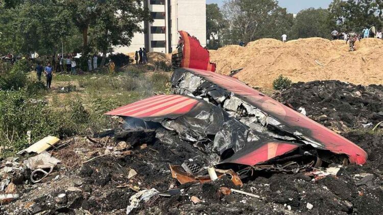 Ahmedabad plane crash confirmed 248 deaths so far, 81 bodies recovered, about 60 medical students injured
