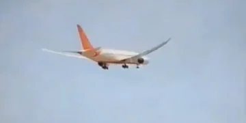 Air India Plane Crash Video: Video of Air India aircraft going from Ahmedabad to London came, see how 242 passengers plane became victims of accident, Ahmedabad to London Air India Plane AI171 Crash Video Surfaces