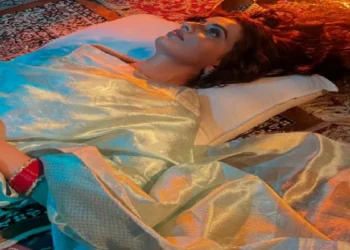 Akshara Singh shared desi esthetics in saree, beauty of actress blows fans