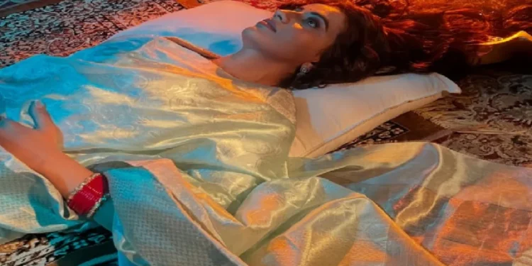 Akshara Singh shared desi esthetics in saree, beauty of actress blows fans