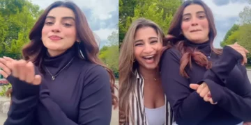 Akshara Singh was seen vibrating with friends on the empty road, the heart of fans slipped on the beauty of the actress